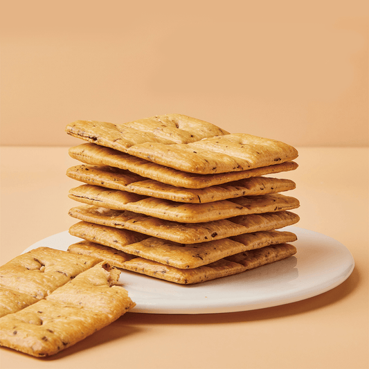 Plum vegetable flavored biscuit