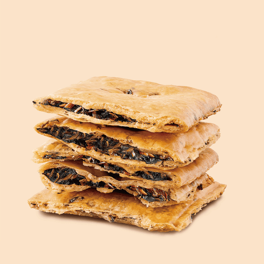 Plum vegetable flavored biscuit