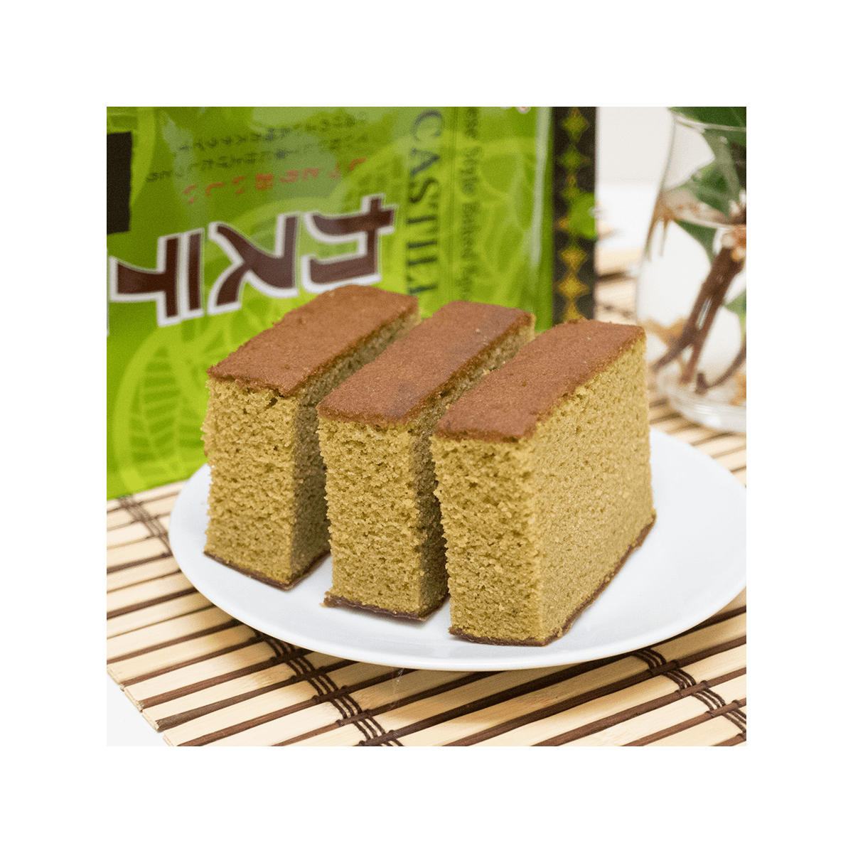 Japanese Matcha Castella - Baked Sponge Cake, 7 Slices, 9.87oz