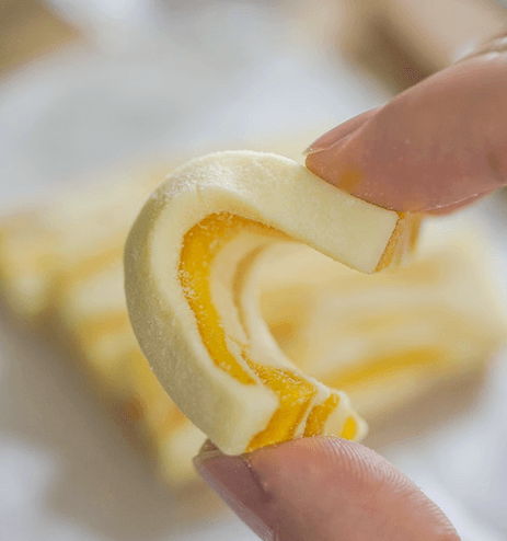 Milky Mango Cake 150g