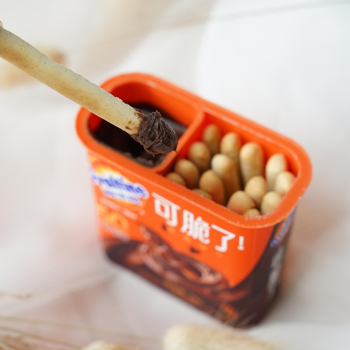 Crispy Whole Wheat Biscuits with Crunchy Dip,1.76 oz