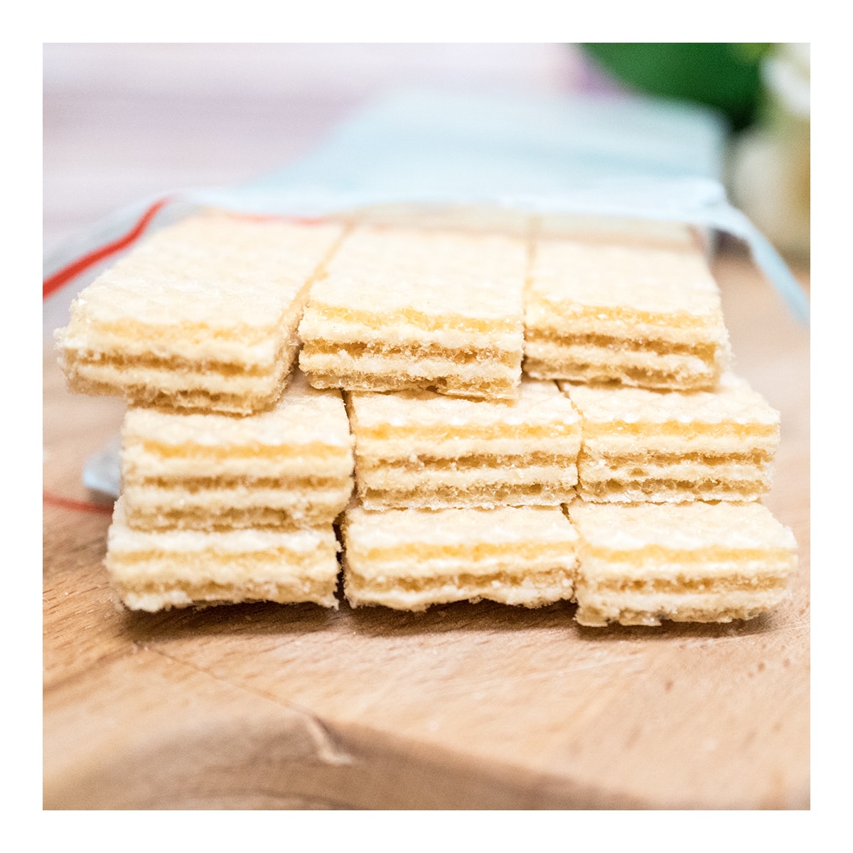 White Cream Waffle Cookie 50g