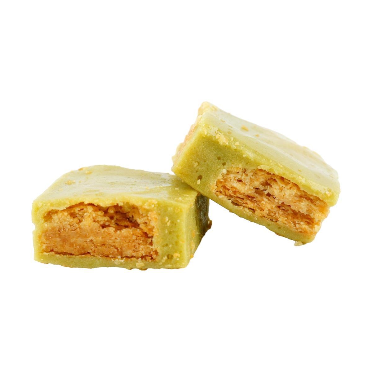 Durian Mosaic Dessert  6.35 oz