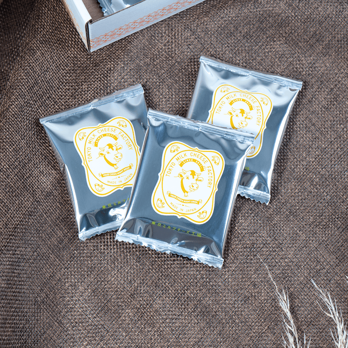 Honey Cheese Biscuits 10pc