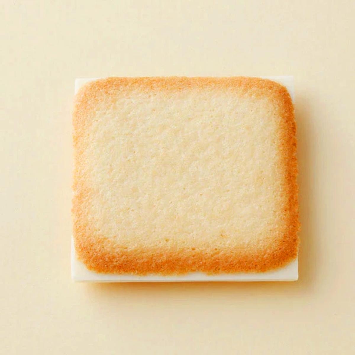 Shiroi Koibito White Chocolate Langue de Chat Sandwich Cookie Gift Box - 12 Pieces