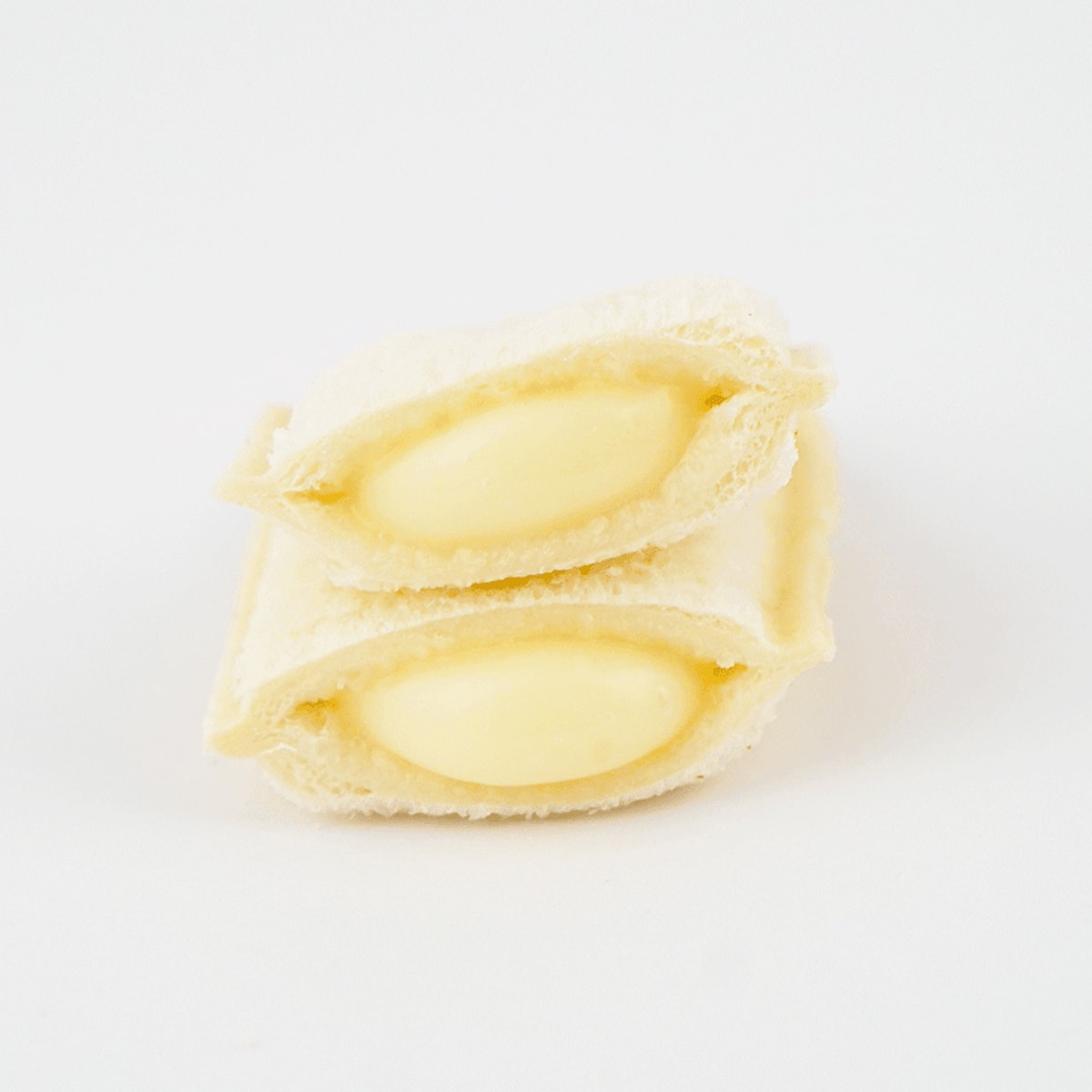 Mini Sandwiches with Yellow Peach Filling - 4 Pieces, 2.68oz