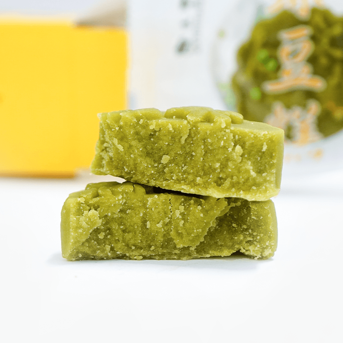 Mung Bean Cake Matcha Flavor 190g