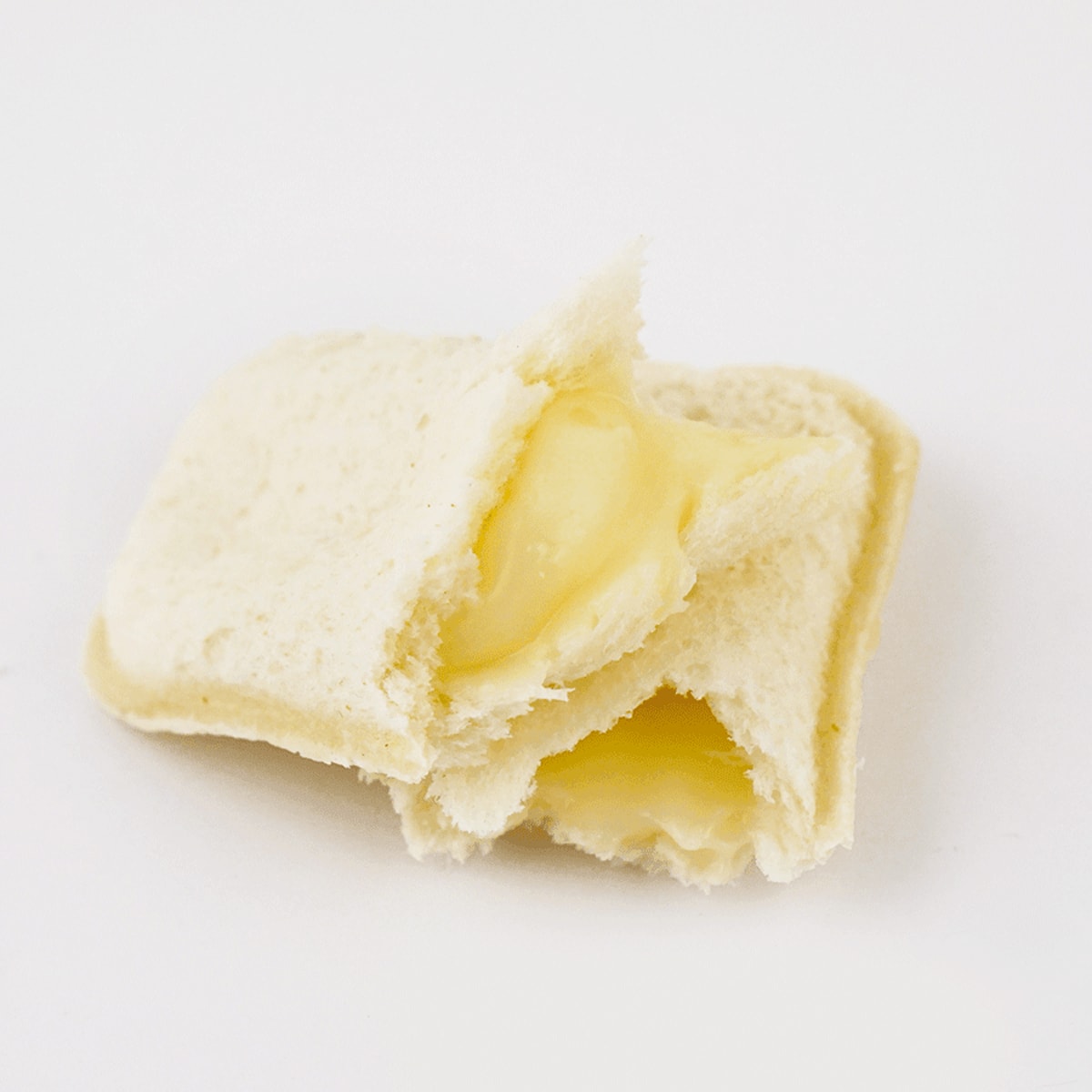 Mini Sandwiches with Yellow Peach Filling - 4 Pieces, 2.68oz