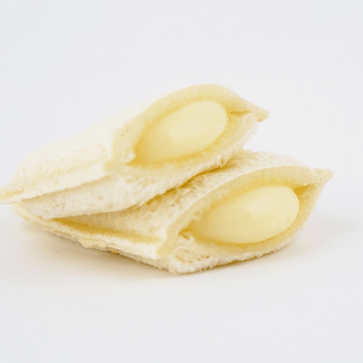 Mini Sandwiches with Yellow Peach Filling - 4 Pieces, 2.68oz