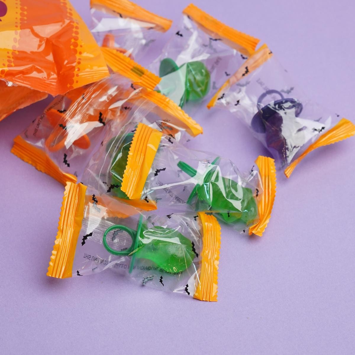 Lollipop Rings,Candy for Trick-or-Treat,4.23 oz