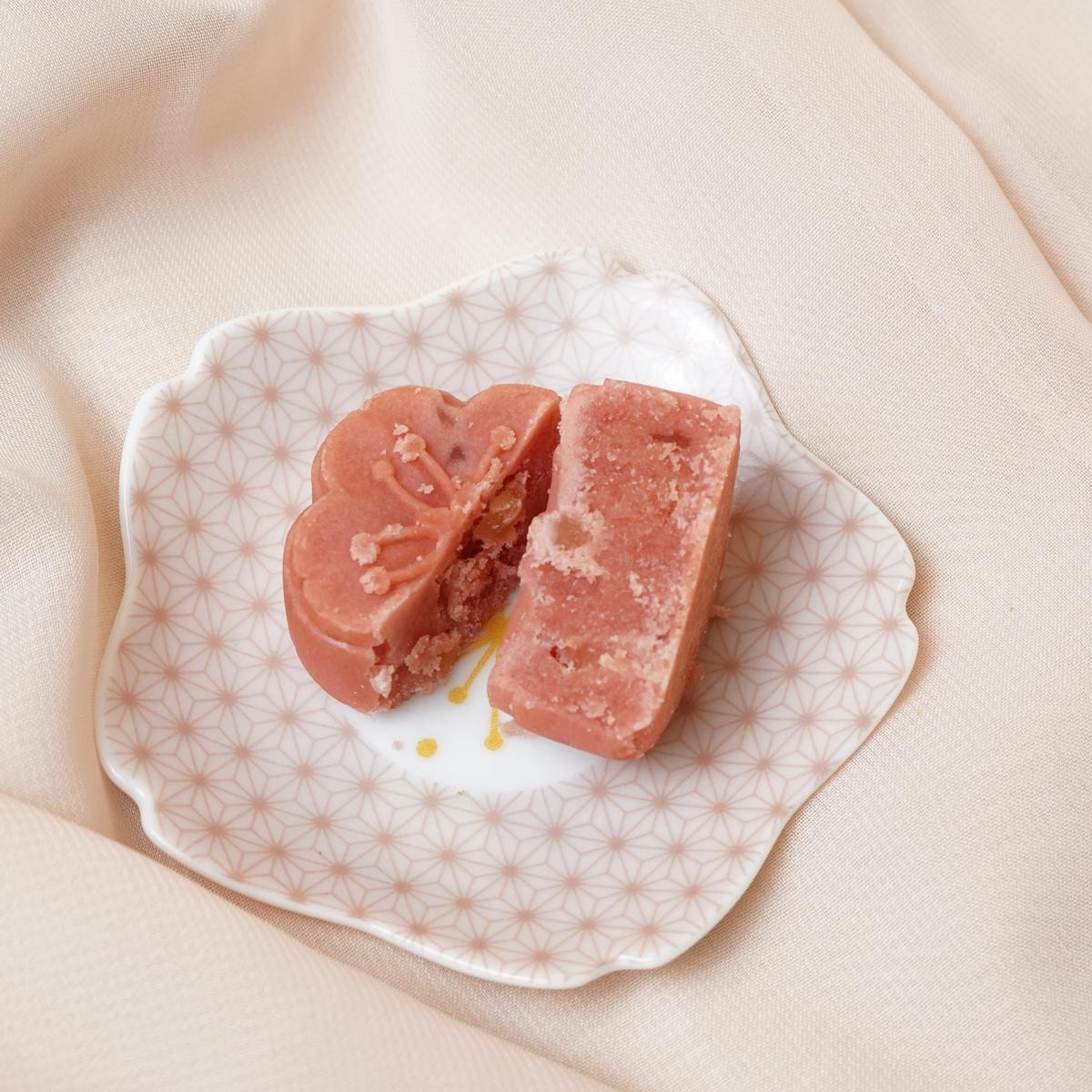 Mung Bean Cake Peaches Flavor 1.76 oz