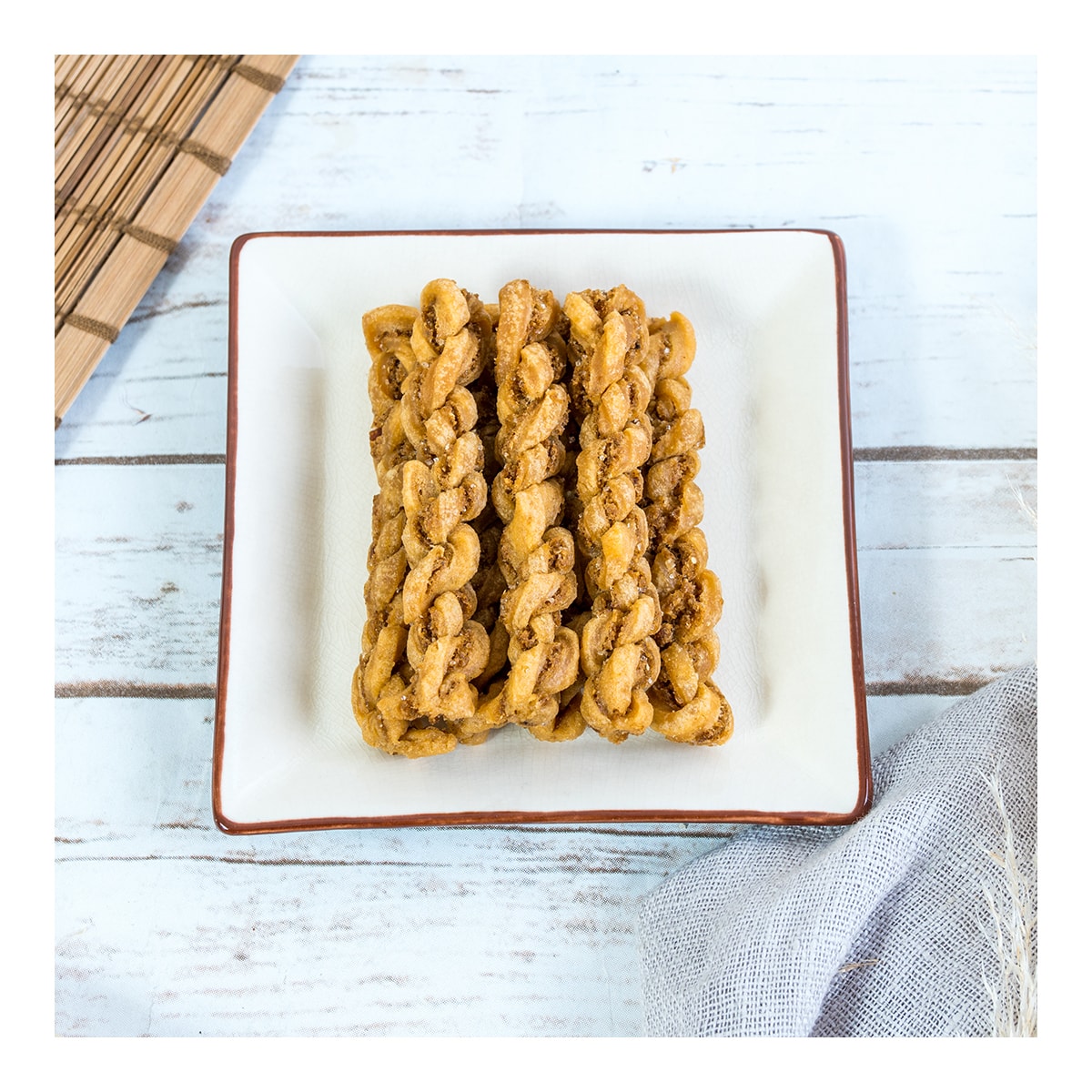 Fried Dough Twist Salt & Pepper Flavor 140g