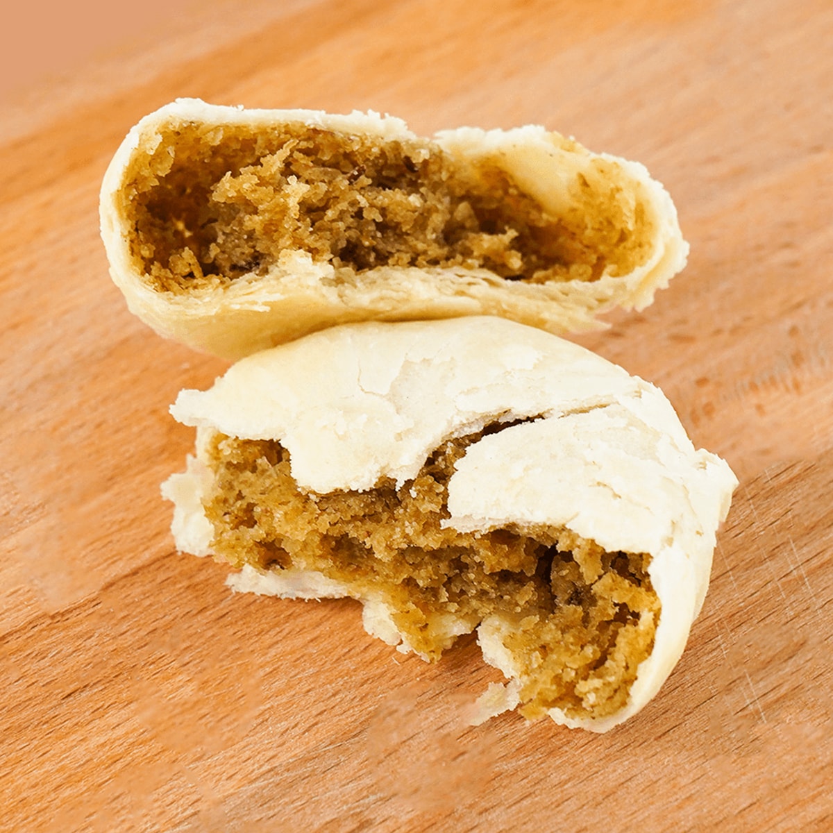 Mung Bean Cake - Chinese Pastry, 4.51oz